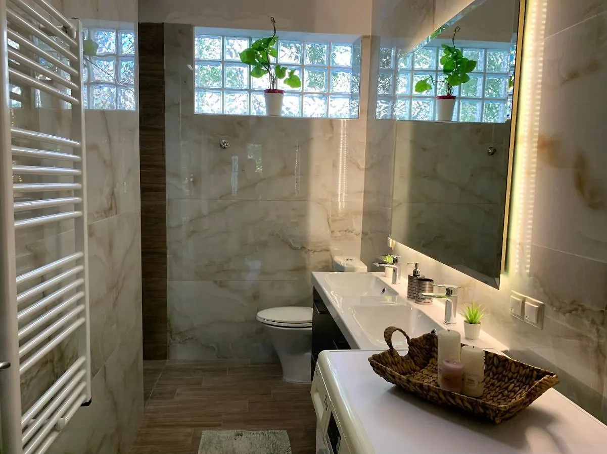 Oasis Luxury Detached House In Thessaloniki With Hydromassage Διαμέρισμα
