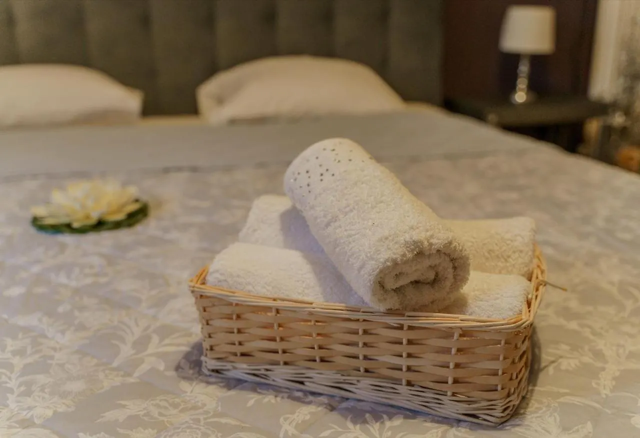 Oasis Luxury Detached House In Thessaloniki With Hydromassage Διαμέρισμα Ελλάδα
